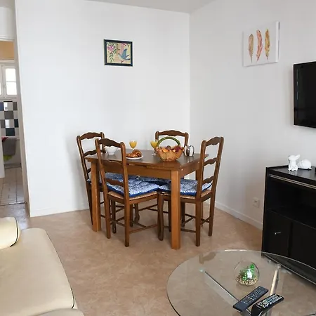 La Belle Onde Bed & Breakfast 3*